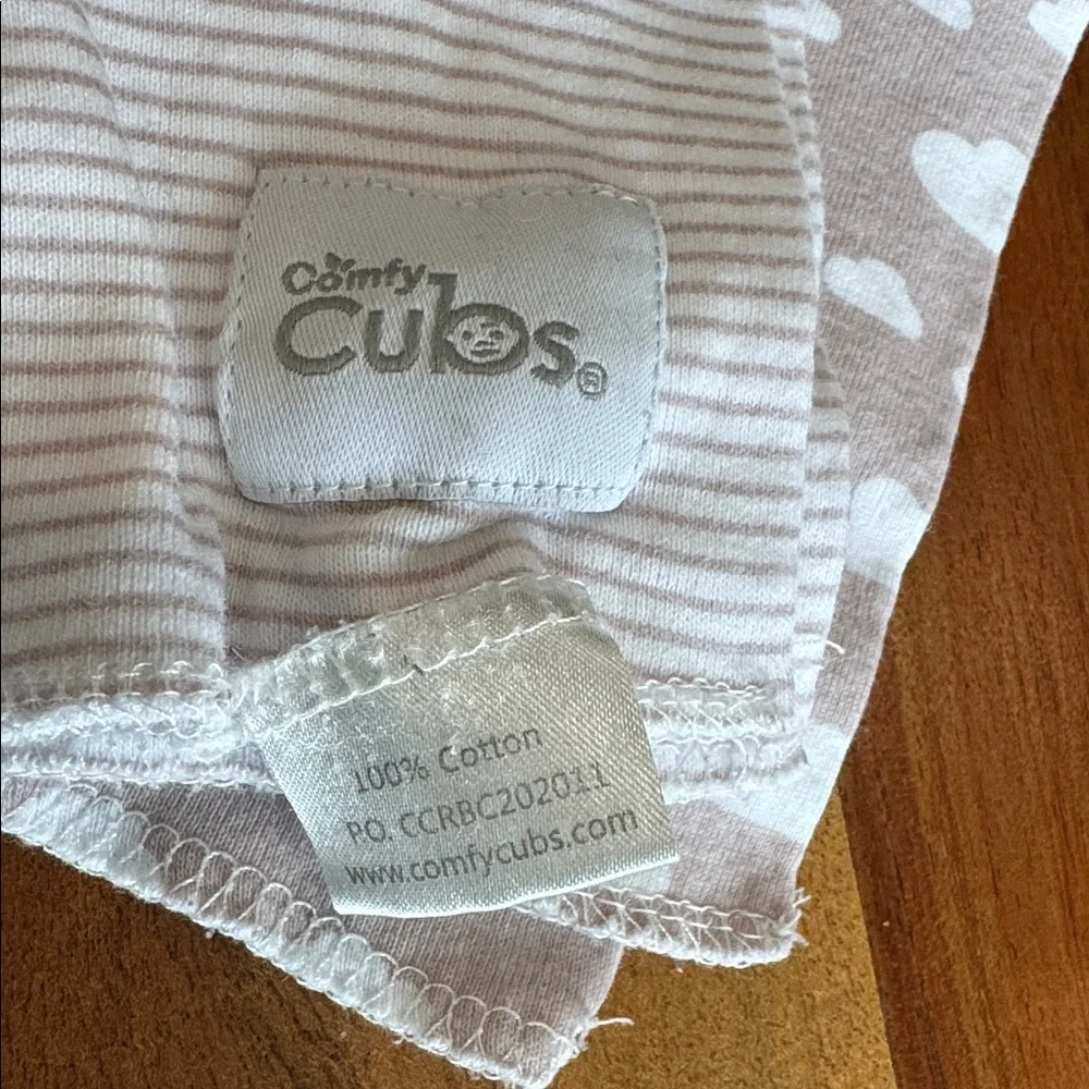 Baby Mittens and‎ Burp Cloth Set